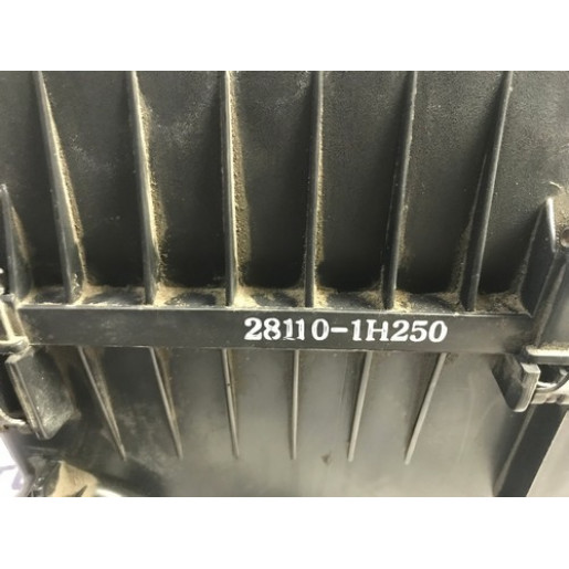 Корпус воздушного фильтра Kia Ceed 1.6CRDi 2010-2012 281101H250